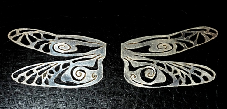 Stylised dragonfly wings in Sterling Silver. Each pair of wings measures 17x30mm